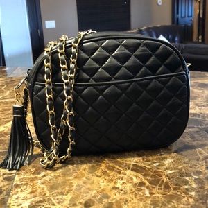 Talbots Quilted Leather Crossbody Tassel Bag.